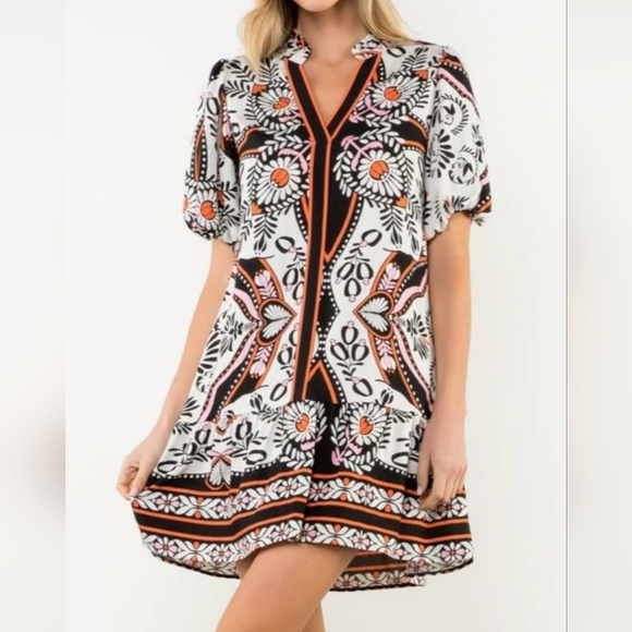 THML Dresses & Skirts - THML Puff Sleeve Floral Printed Tiered Dress